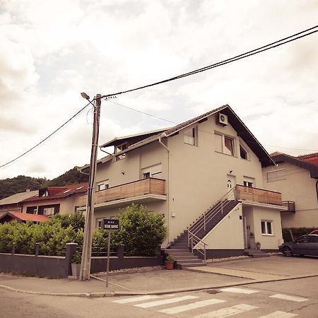 Rooms Medved Samobor Exteriör bild